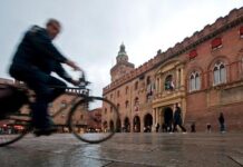 La mobilità ciclistica aumenta del 22% rispetto al 2024: boom in centro storico con +41%. E Bologna entra tra le 30 città più bike-friendly al mondo