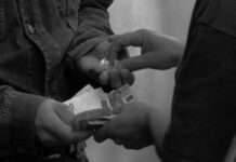 Arrestato spacciatore in zona Bologna Santo Stefano. La Polizia di Stato arresta ventenne con oltre 80 grammi di droga