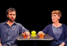 Teatri di Vita. La rivoluzione degli spritz nello spettacolo erotico-politico-comico-alcolico di Baladam B-side