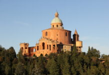 “La cura dei portici, dal centro storico a San Luca”, incontro nella chiesa di Santa Sofia