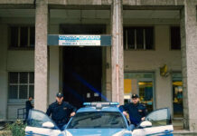 Gruppo di giovani rapina due coetanei a San Giovanni in Persiceto. Identificati e denunciati alcuni degli autori da parte della Polizia di Stato